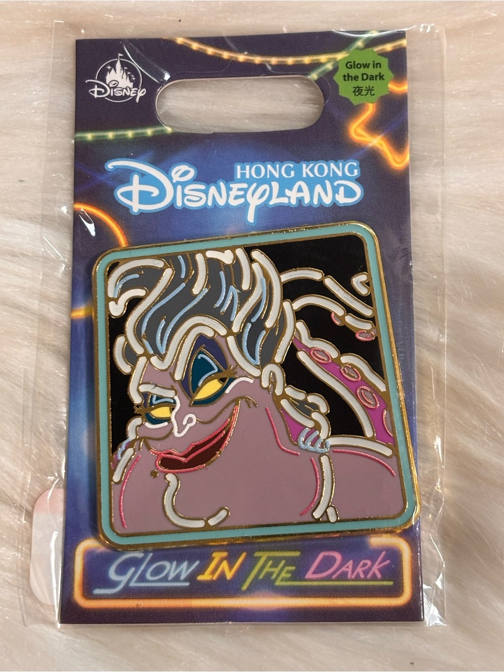 NEW Disney pins HKDL Hong Kong Villains Neon Light Glow In The Dark Ursula